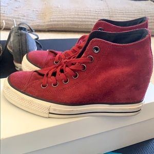 Converse wedge